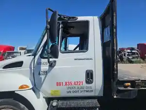 Used 2007 International 4200 Door Image