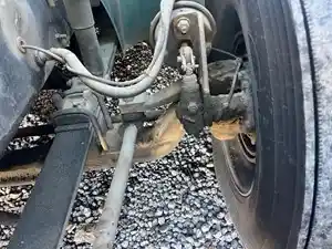 Used 2007 International 9400I Front Axle, Complete (Stock #100423-13)) Part Image