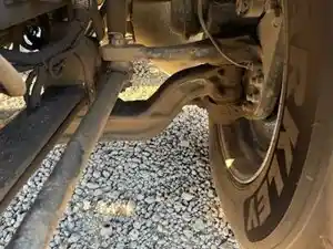 Used 2007 Kenworth T2000 Front Axle, Complete (Stock #81924-6)) Part Image