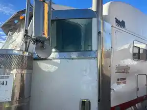 Used 2007 Peterbilt 379 Side View Mirror (Stock #111925-21)) Part Image