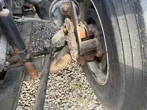 Used 2008 Ford F-750 Front Axle, Complete (Stock #81925-8)) Part Image
