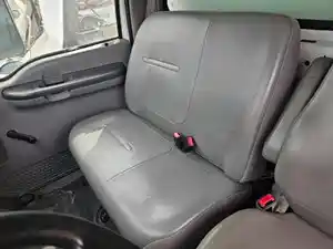 Used 2008 Ford F-750 Seat (Stock #81925-17)) Part Image