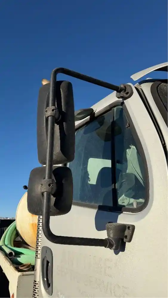 Used 2008 Freightliner M2 106 Side View Mirror