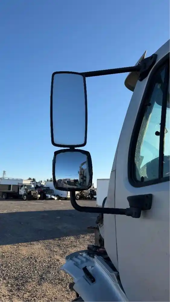 Used 2008 Freightliner M2 106 Side View Mirror