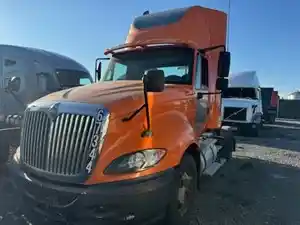 Used 2008 International LA617 Hood (Stock #70524-5)) Part Image