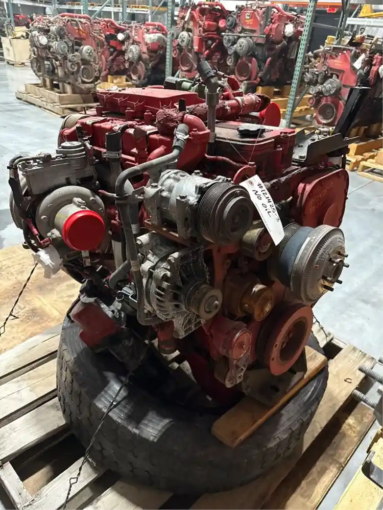 Image 3 of part Used 2009 Cummins ISC Engine Assy