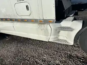 Used 2009 Kenworth T600 Tank Fairing (Stock #31124-14)) Part Image