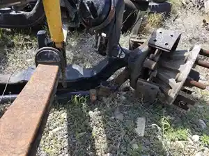 Used 2009 Peterbilt 386 Front Axle, Complete (Stock #32518-38)) Part Image