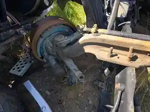Used 2009 Peterbilt 387 Front Axle, Complete (Stock #41322-12)) Part Image
