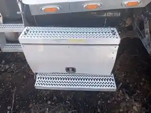 Used 2012 Peterbilt 384 Battery Box (Stock #82523-1)) Part Image