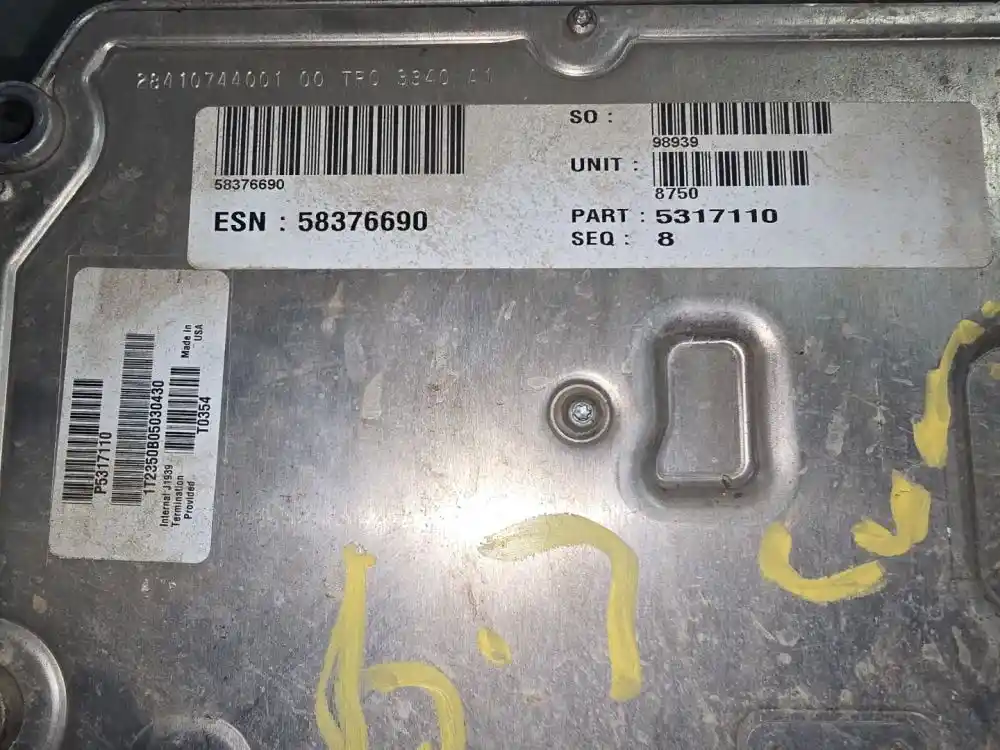 Image 4 of part Used 2014 Cummins 6.7 ECM