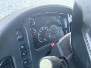 Used 2014 Freightliner M2 106 Instrument Cluster (Stock #40524-16)) Part Image