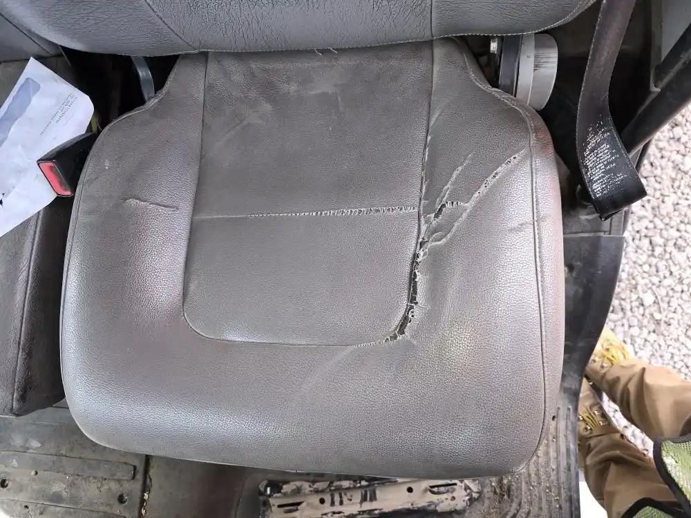 Image 3 of part Used 2014 Freightliner M2 106 Seat