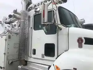Used 2014 Kenworth T370 Cab (Stock #83023-13)) Part Image