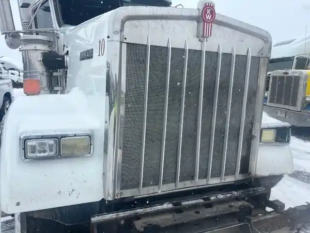 New and Used Kenworth W900 Grilles For Sale | TPI
