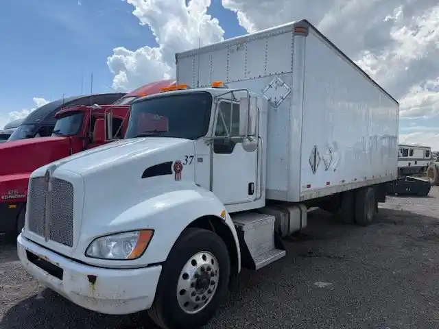 Image 2 of part Used 2015 Kenworth T370 Cab