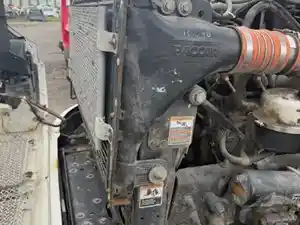 Used 2015 Kenworth T370 Radiator (Stock #51325-11)) Part Image