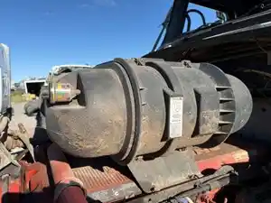 Used 2015 Kenworth T800 Air Cleaner Image