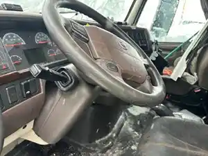 Used 2015 Volvo VNL Steering Column (Stock #21924-8)) Part Image