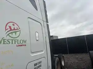 Used 2016 Freightliner Cascadia 125 Cab Fairing (Stock #91024-9)) Part Image