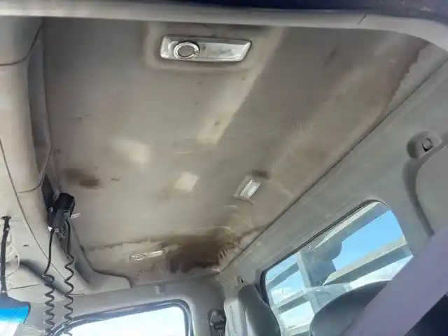 Used 2016 Kenworth T880 Cab