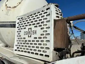 Used 2016 Oshkosh H-series Diesel Particulate Filter (DPF) (Stock #12224-16)) Part Image