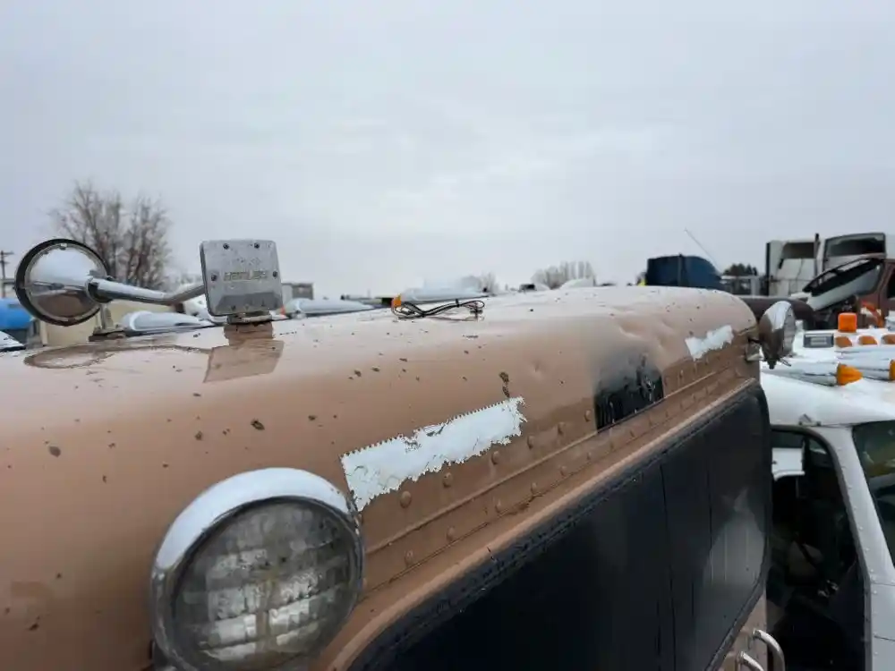 Image 3 of part Used 2016 Peterbilt 367 Cab