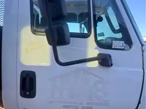 Used 2017 International TERRASTAR Door (Stock #103025-13)) Part Image