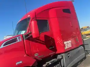 Used 2017 Kenworth T680 Cab (Stock #72624-7)) Part Image