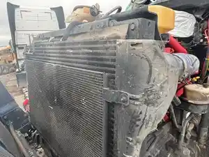 Used 2017 Kenworth T680 Radiator (Stock #53124-17)) Part Image