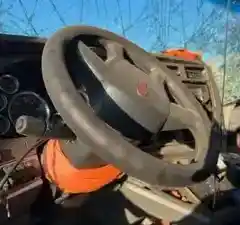 Used 2017 Kenworth T680 Steering Column (Stock #82023-18)) Part Image