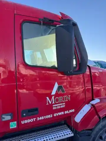 Image 3 of part Used 2017 Volvo VNL Cab