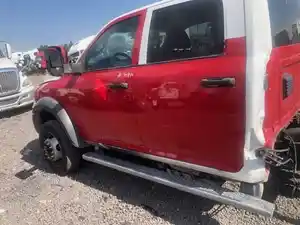 Used 2018 RAM 5500 Chassis Cab (Stock #90923-6)) Part Image
