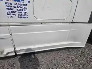 Used 2019 Freightliner Cascadia 126 Tank Fairing (Stock #52025-18)) Part Image