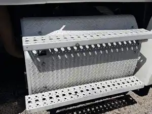 Used 2019 Freightliner Cascadia Diesel Particulate Filter (DPF) (Stock #60926-19)) Part Image