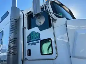 Used 2019 Kenworth T800 Cab (Stock #61624-8)) Part Image