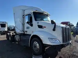 Used 2019 Peterbilt 579 Cab (Stock #50125-1)) Part Image