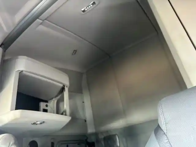 Image 7 of part Used 2020 Kenworth T680 Cab