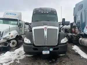 Used 2020 Kenworth T680 Hood (Stock #22523-1)) Part Image