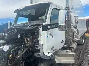 Used 2021 Kenworth T880 Cab (Stock #80424-9)) Part Image