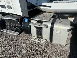 Used 2022 Volvo VNR DEF Tank (Stock #40825-14)) Part Image