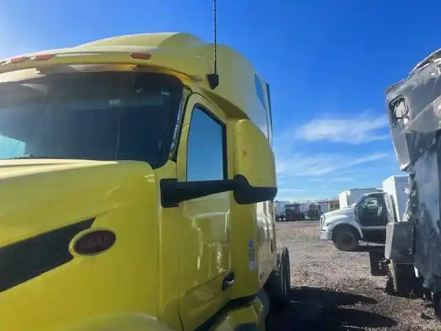 Image 7 of part Used 2023 Peterbilt 579 Cab