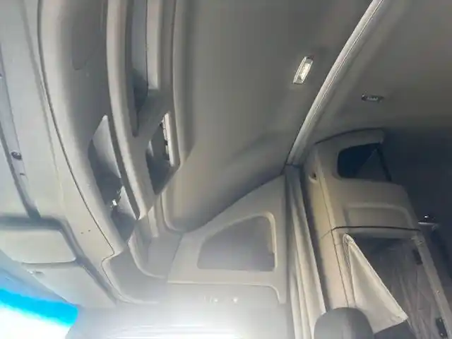 Image 9 of part Used 2023 Peterbilt 579 Cab