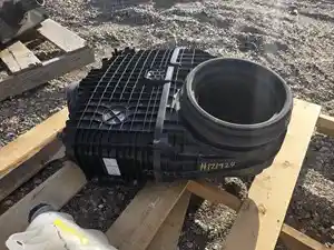 Used 2024 Western Star 49X Air Cleaner (Stock #121924-19)) Part Image