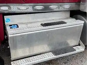 Used 2025 International HX520 Step (Stock #41326-17)) Part Image