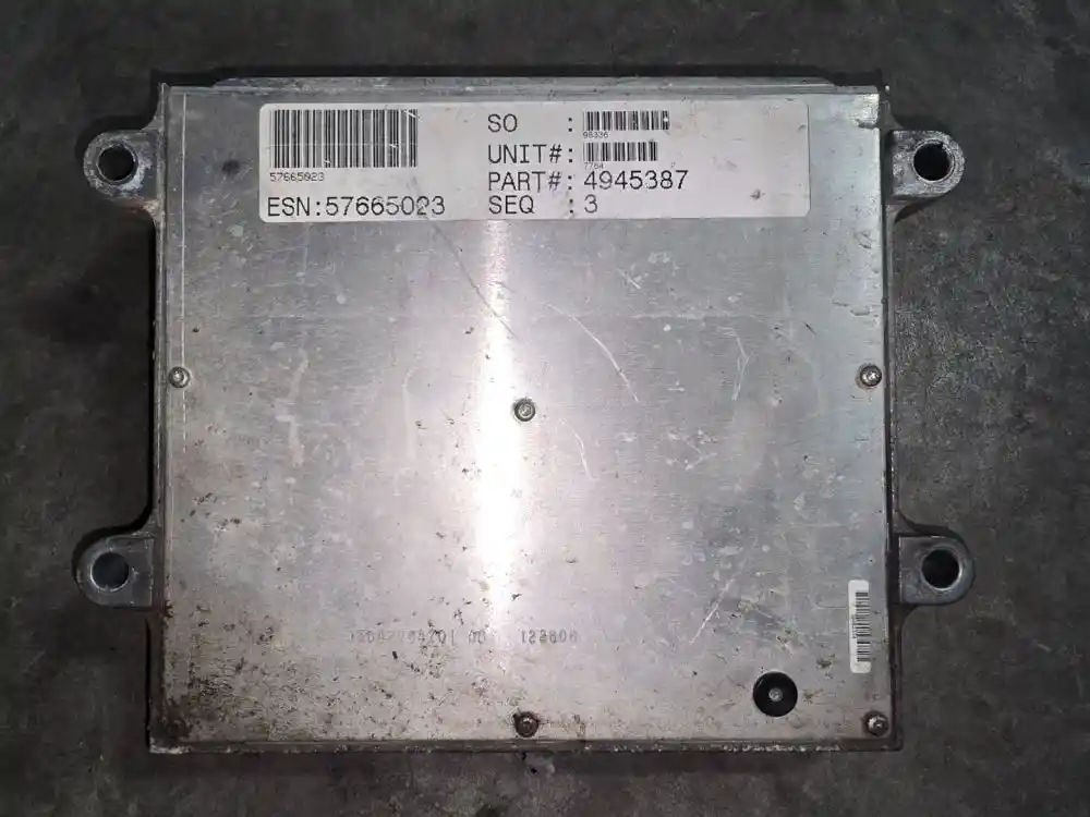 Image 3 of part Used Cummins ISB 6.7 ECM