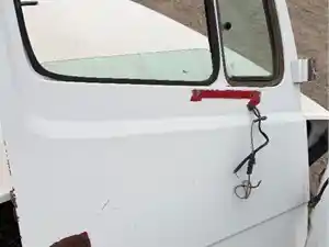 Used Freightliner FLD Door (Stock #P-60946)) Part Image