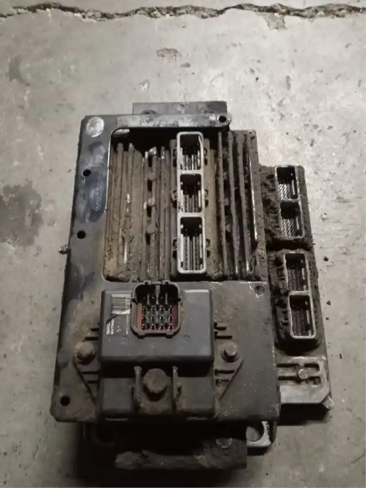 Used International DT466E ECM