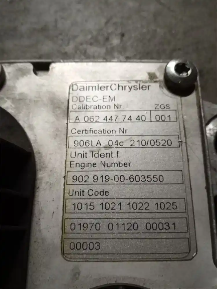 Image 2 of part Used Mercedes 9 LITRE ECM