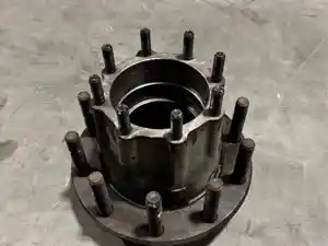 Used Stud Pilot / Budd Rear Wheel End, Spoke & Hub (Stock #HR-612)) Part Image